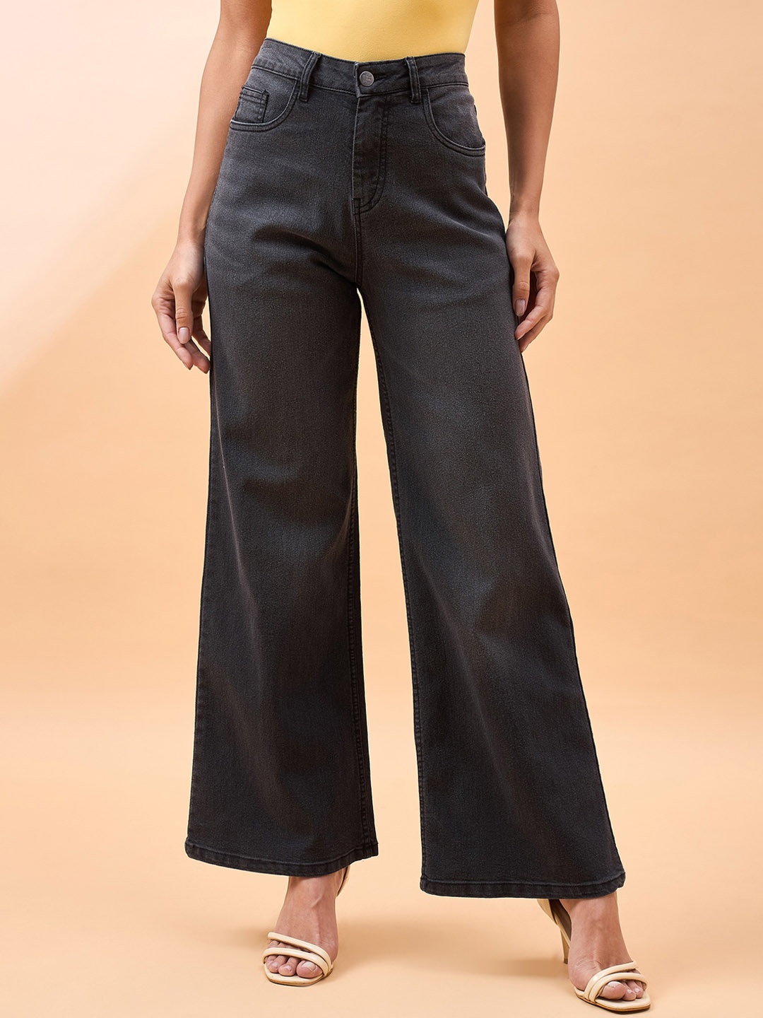 

all about you Women Narrow Wide Leg High-Rise Light Fade Stretchable Jeans, Black