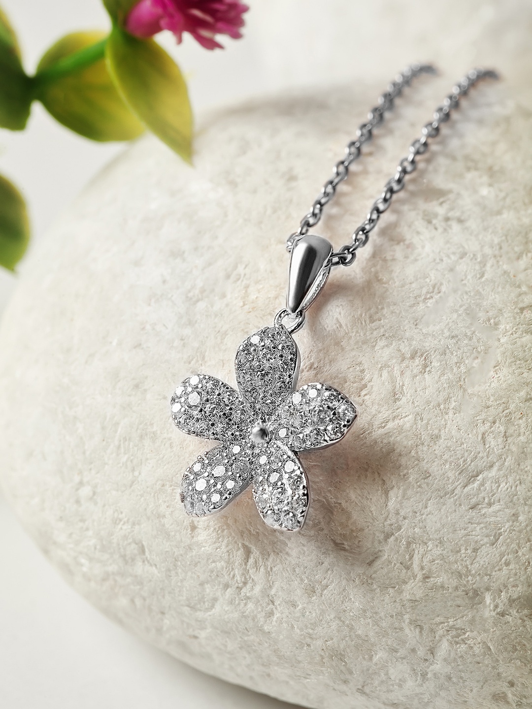 

SILBERRY 925 Sterling Silver Rhodium-Plated Cubic Zirconia Studded Floral Pendant & Chain