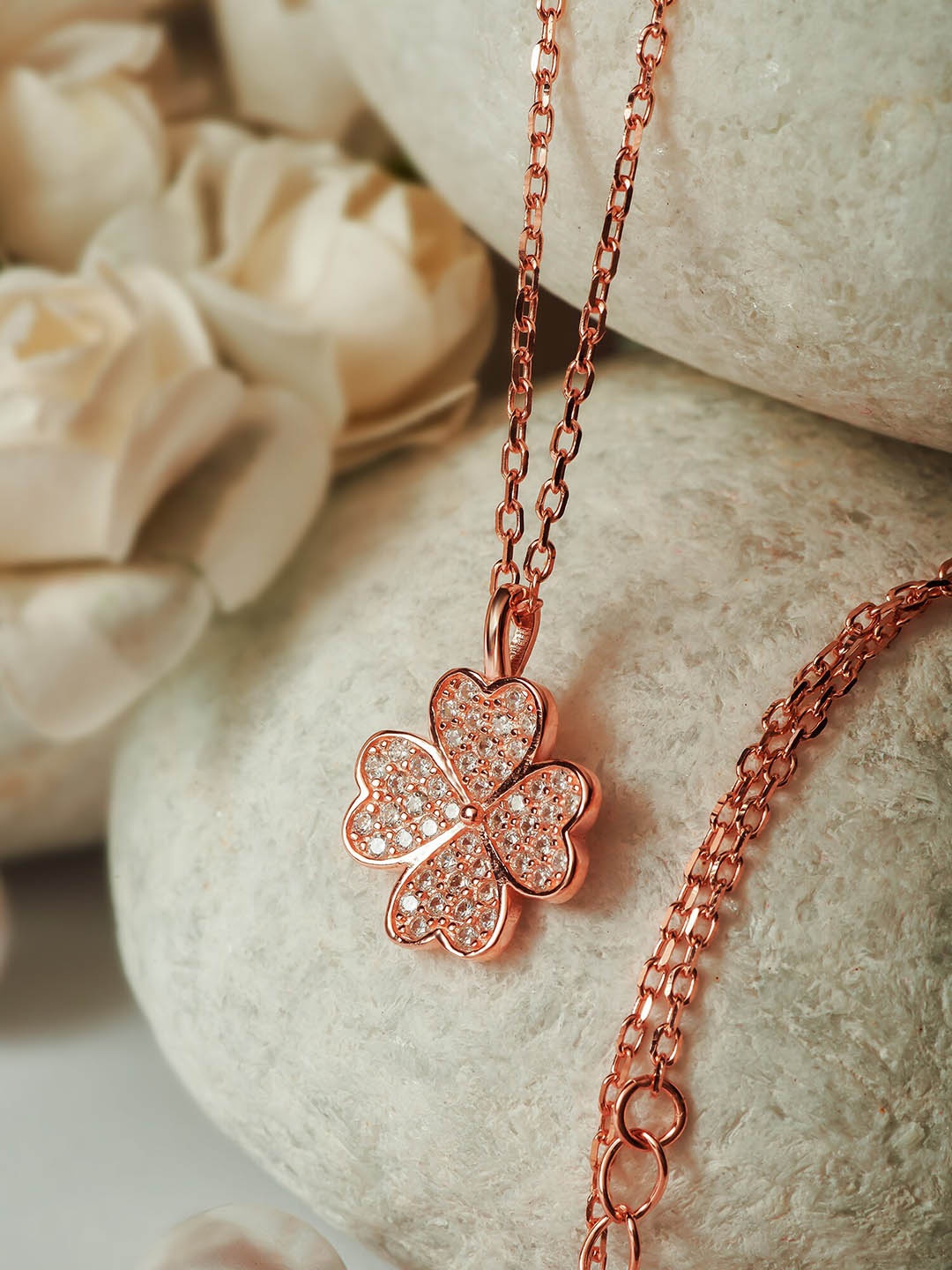 

SILBERRY 925 Sterling Silver Rose Gold-Plated Floral Pendant with Chain