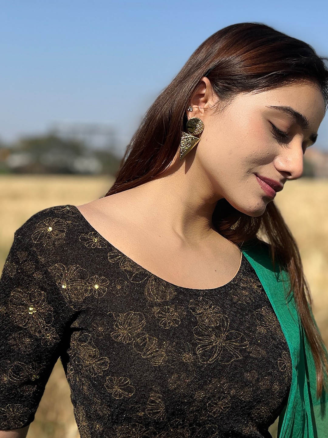 

Bindigasm's Advi Embellished Jacquard Saree Blouse, Black