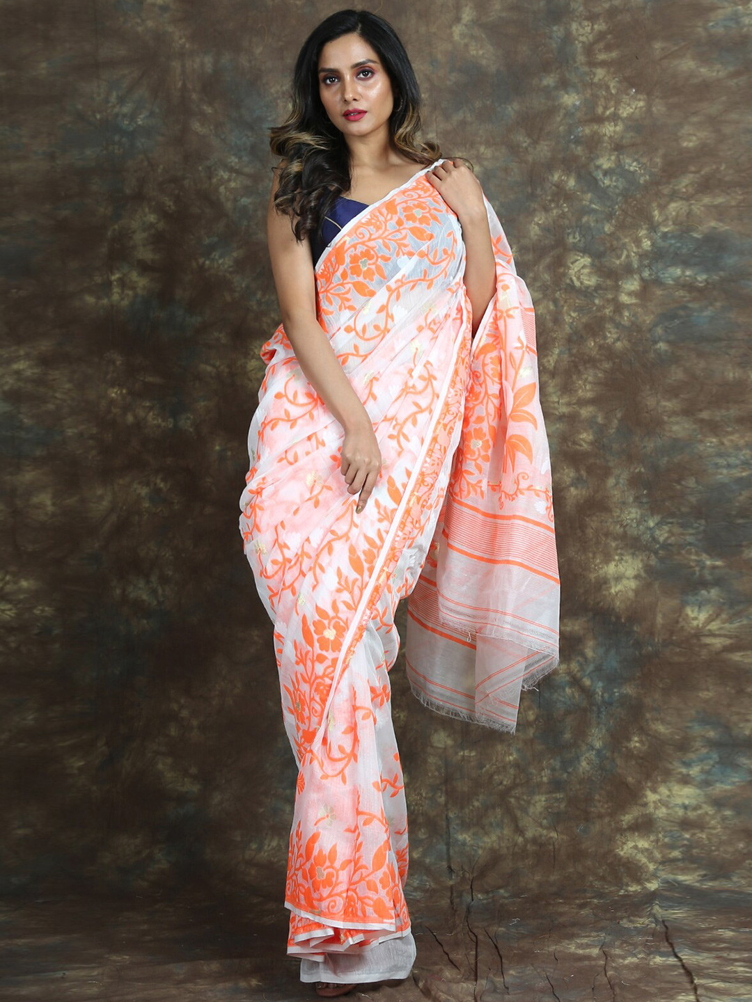 

Arhi Floral Woven Design Silk Cotton Jamdani Saree, White