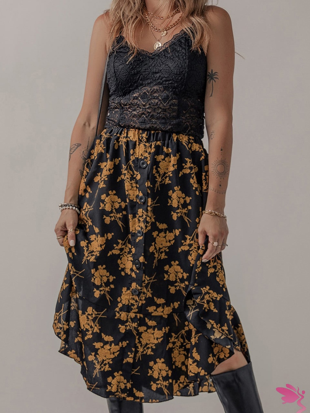 

StyleCast Black Printed Flared Knee Length Skirts