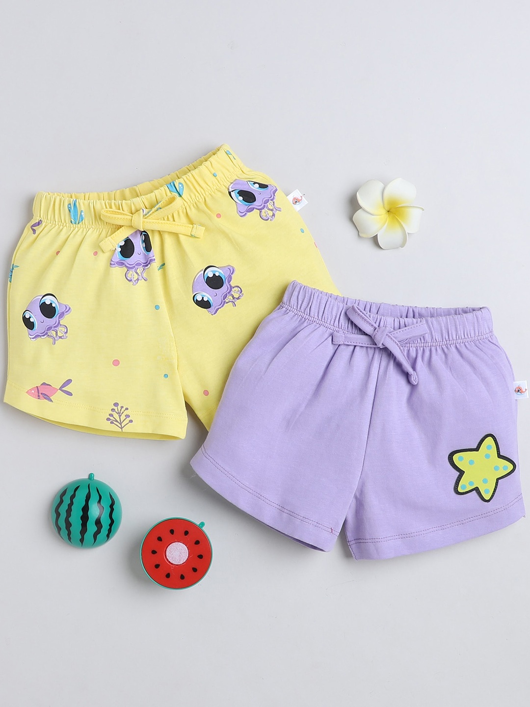 

BUMZEE Girls Printed Shorts, Yellow
