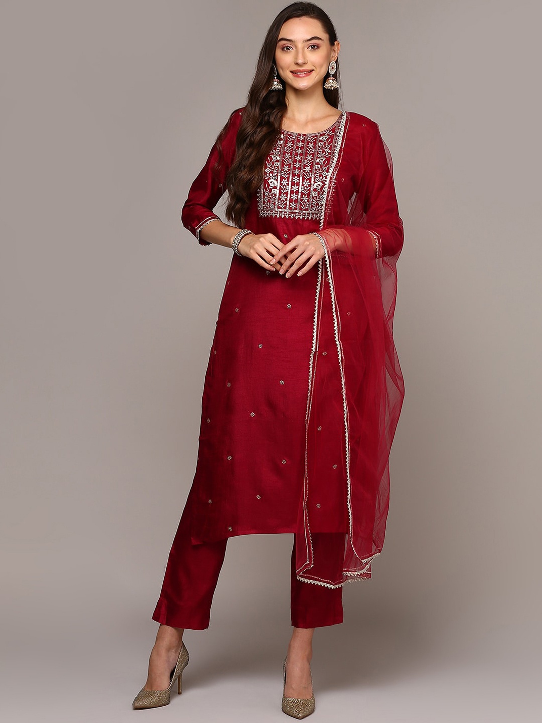 

AHIKA Women Floral Embroidered Regular Thread Work Kurta with Trousers & With Dupatta, Maroon