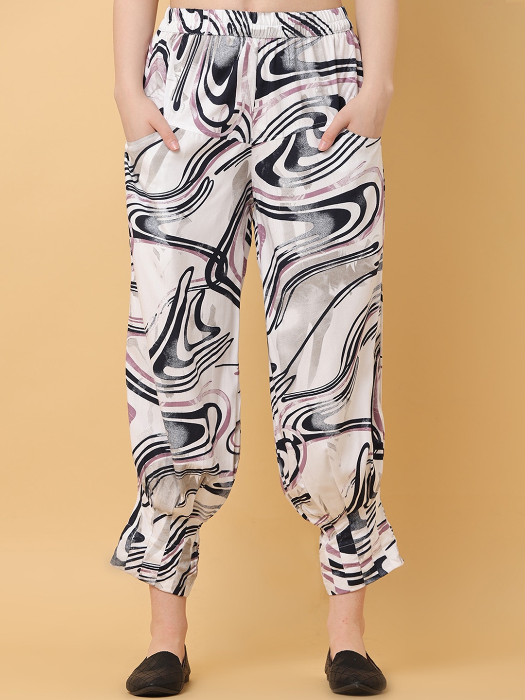 

BLACK & BLAH BLAH Women Relaxed Loose Fit Abstract Printed Liva Pant, Multi