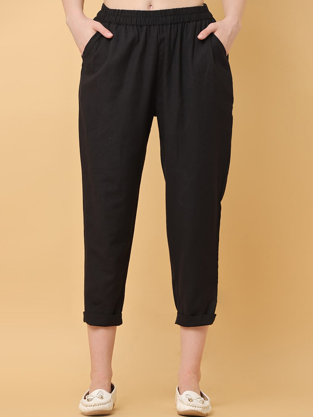 

BLACK & BLAH BLAH Relaxed Loose Fit Solid Cotton Linen Monochrome Pant