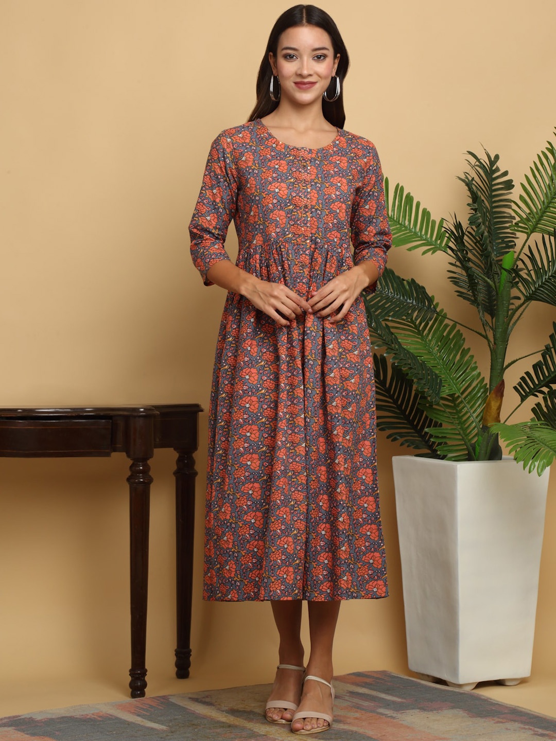 

KALINI Women Floral Printed Flared Sleeves Mirror Work Floral Kurta, Grey