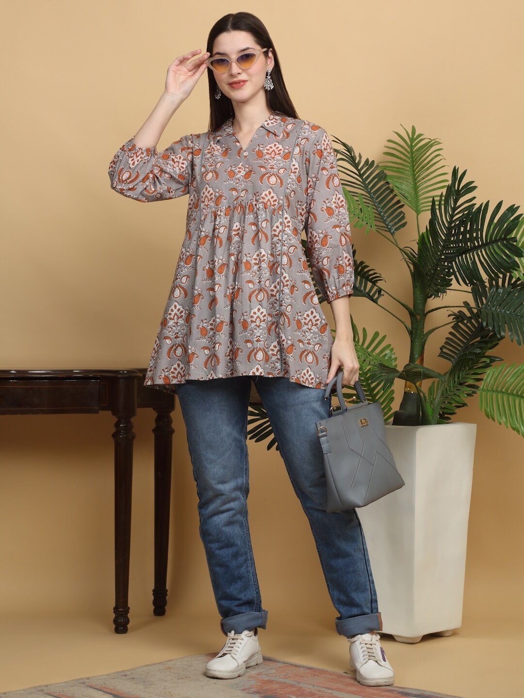 

KALINI Floral Print Mandarin Collar Cotton Empire Top, Grey