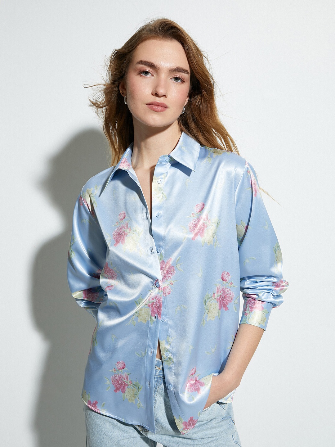 

Koton Women Floral Opaque Printed Casual Shirt, Blue