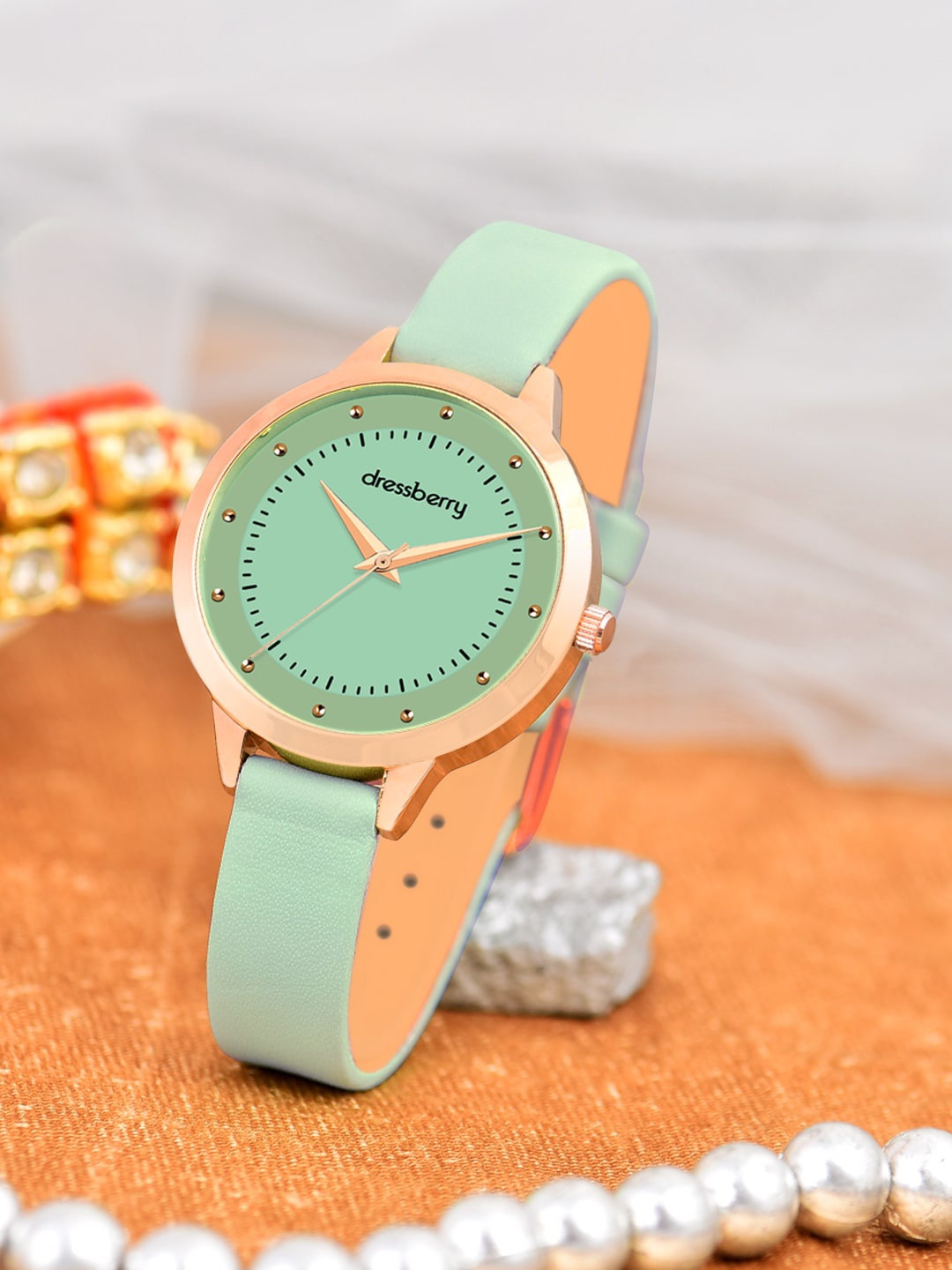 

DressBerry Women Embellished Dial & Leather Straps Analogue Watch HOBDB-204-GR, Green