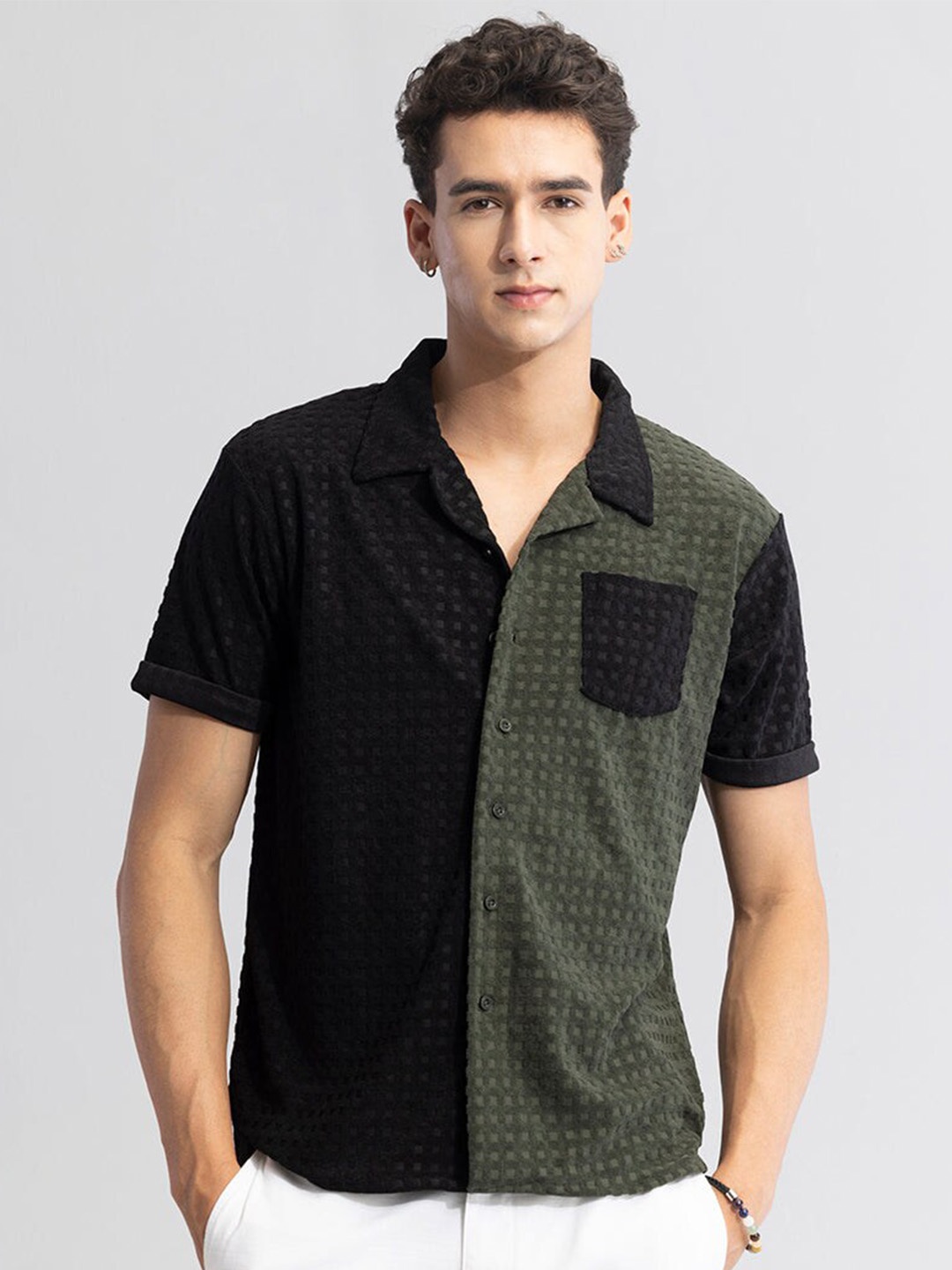 

Snitch Men Classic Opaque Printed Casual Shirt, Olive
