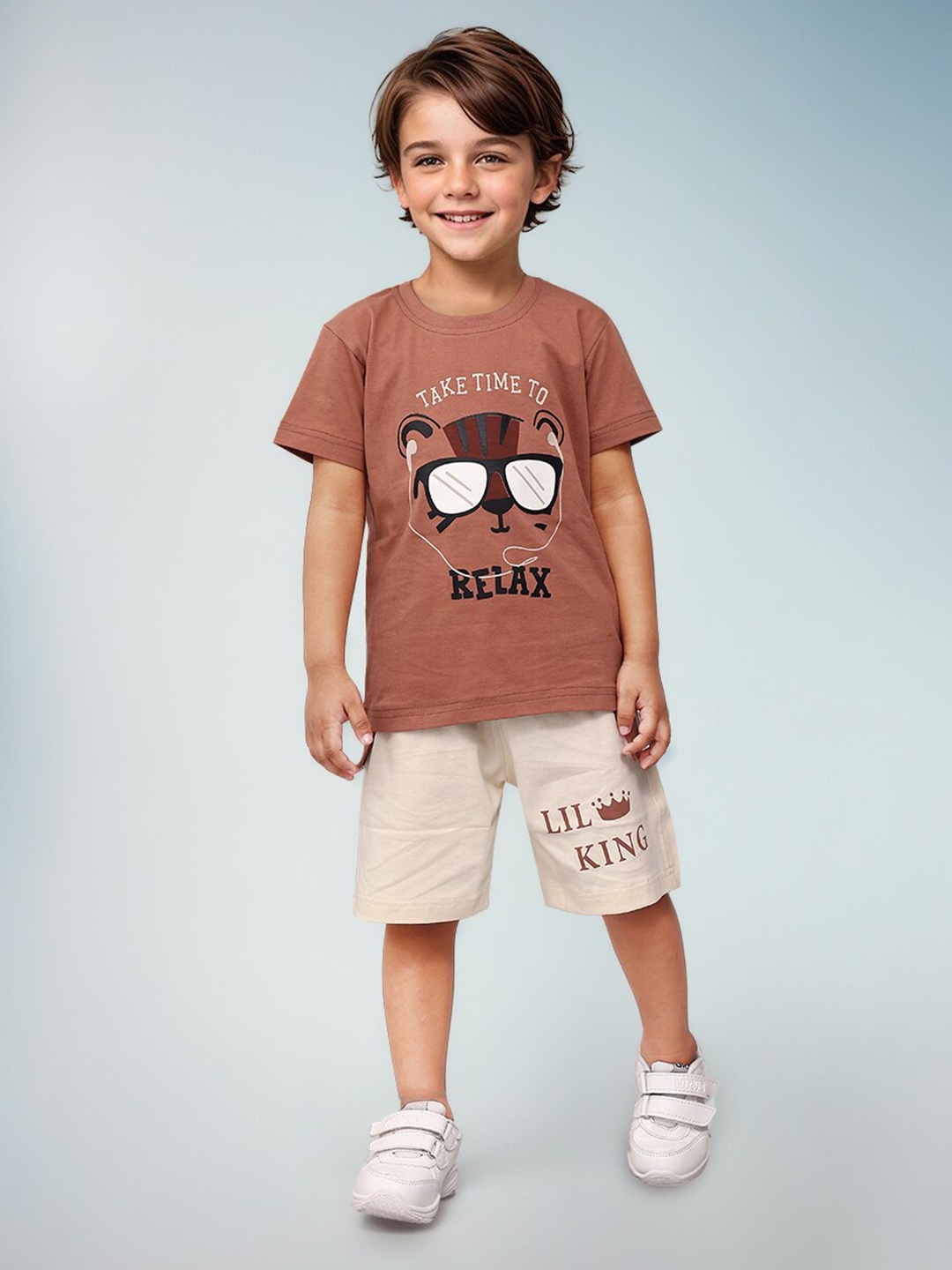 

Toonyport Boys Printed T-shirt with Shorts, Rust