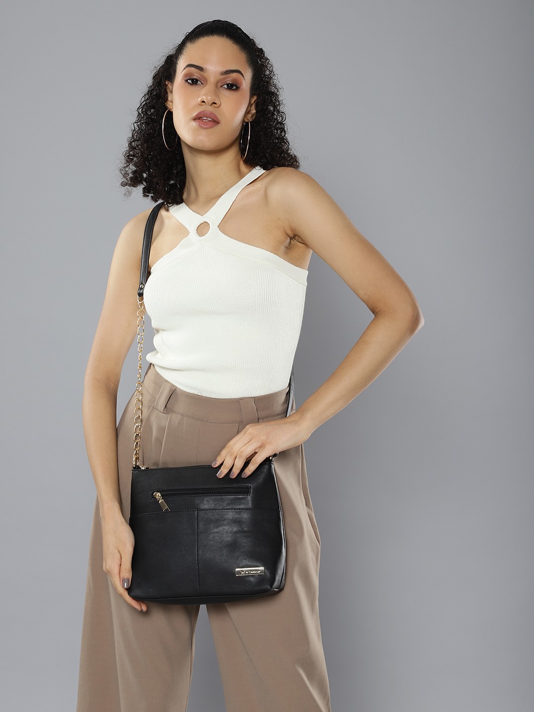 

Mast & Harbour Structured Sling Bag, Black