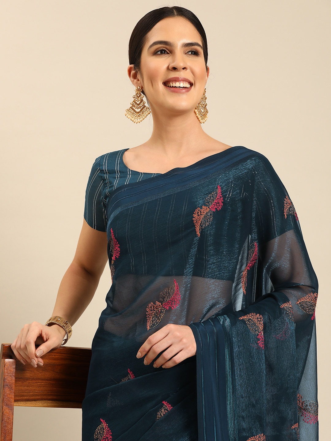 

HERE&NOW Floral Embroidered Pure Chiffon Saree, Teal