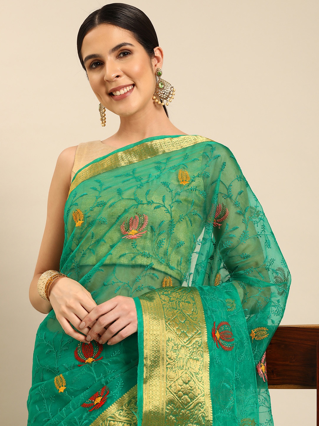 

HERE&NOW Floral Embroidered Organza Saree, Green