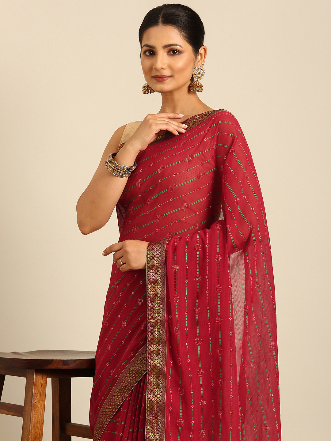 

HERE&NOW Abstract Print Saree, Red
