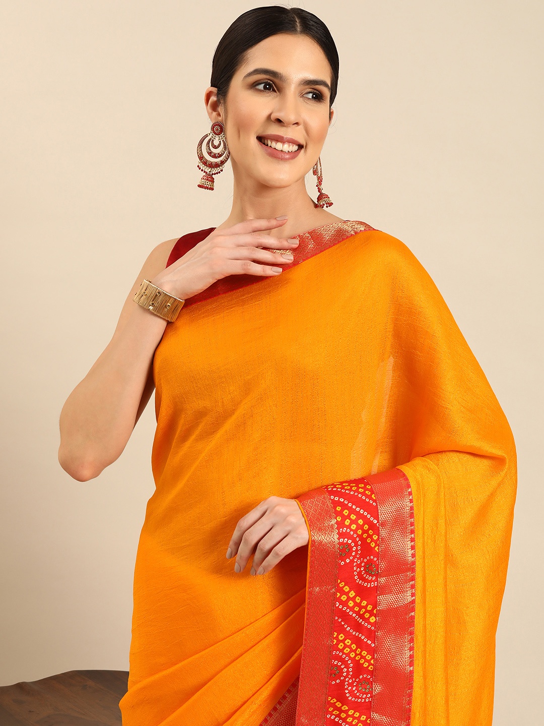 HERE&NOW Solid Zari Saree, Yellow