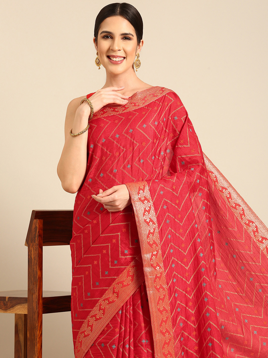 

HERE&NOW Geometric Saree, Red