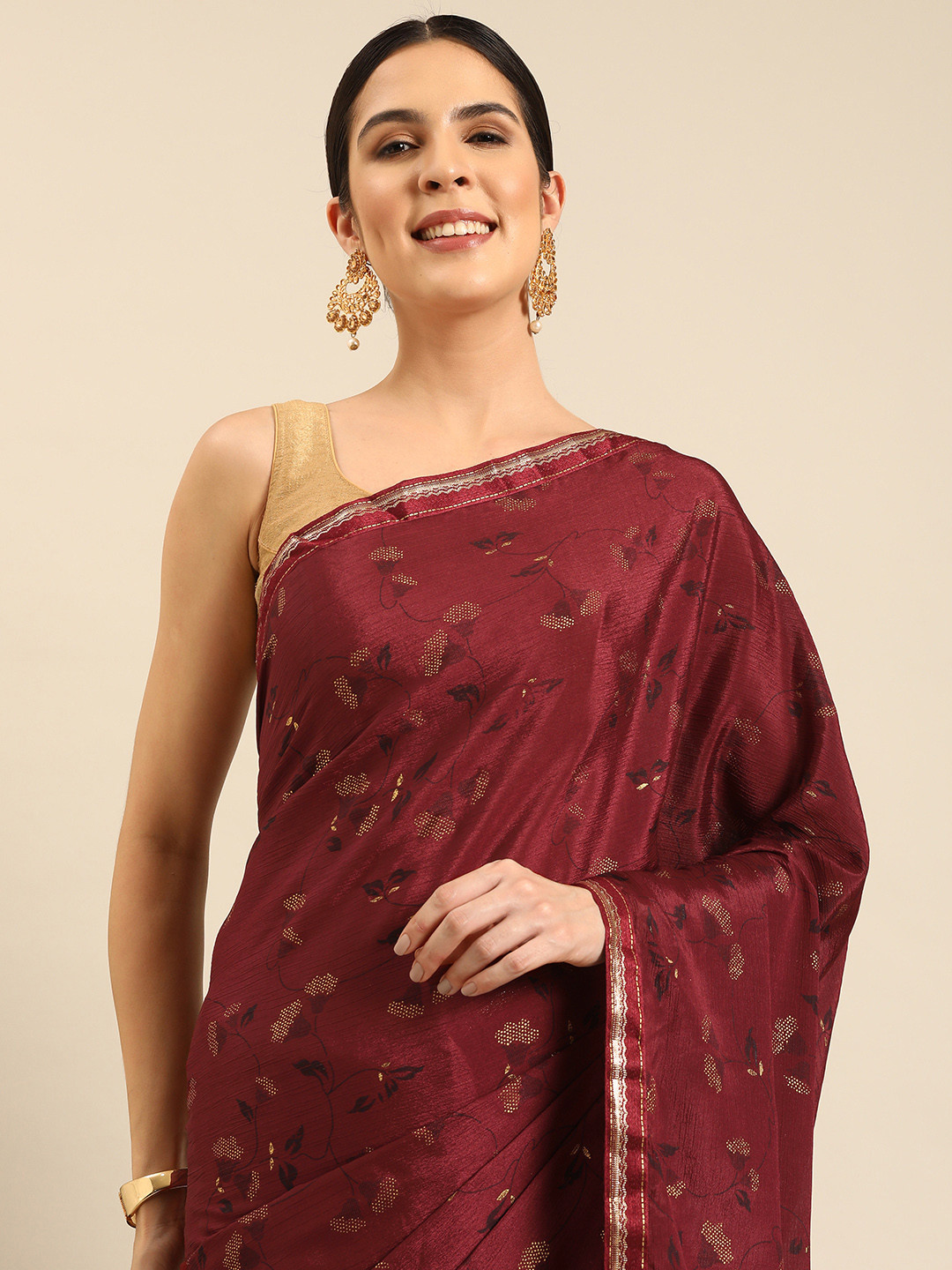 

HERE&NOW Floral Printed Saree, Maroon