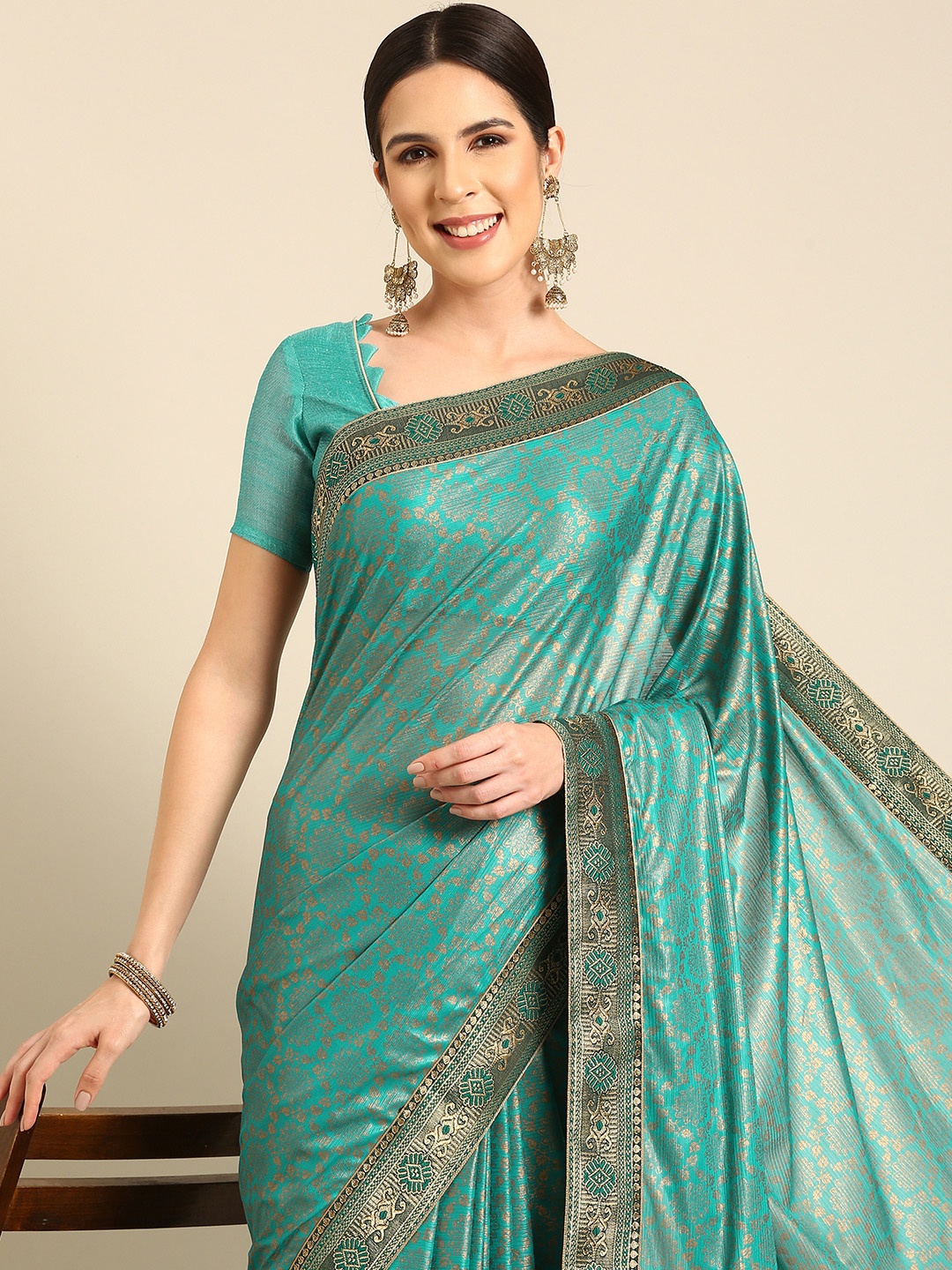 

HERE&NOW Floral Printed Saree, Turquoise blue