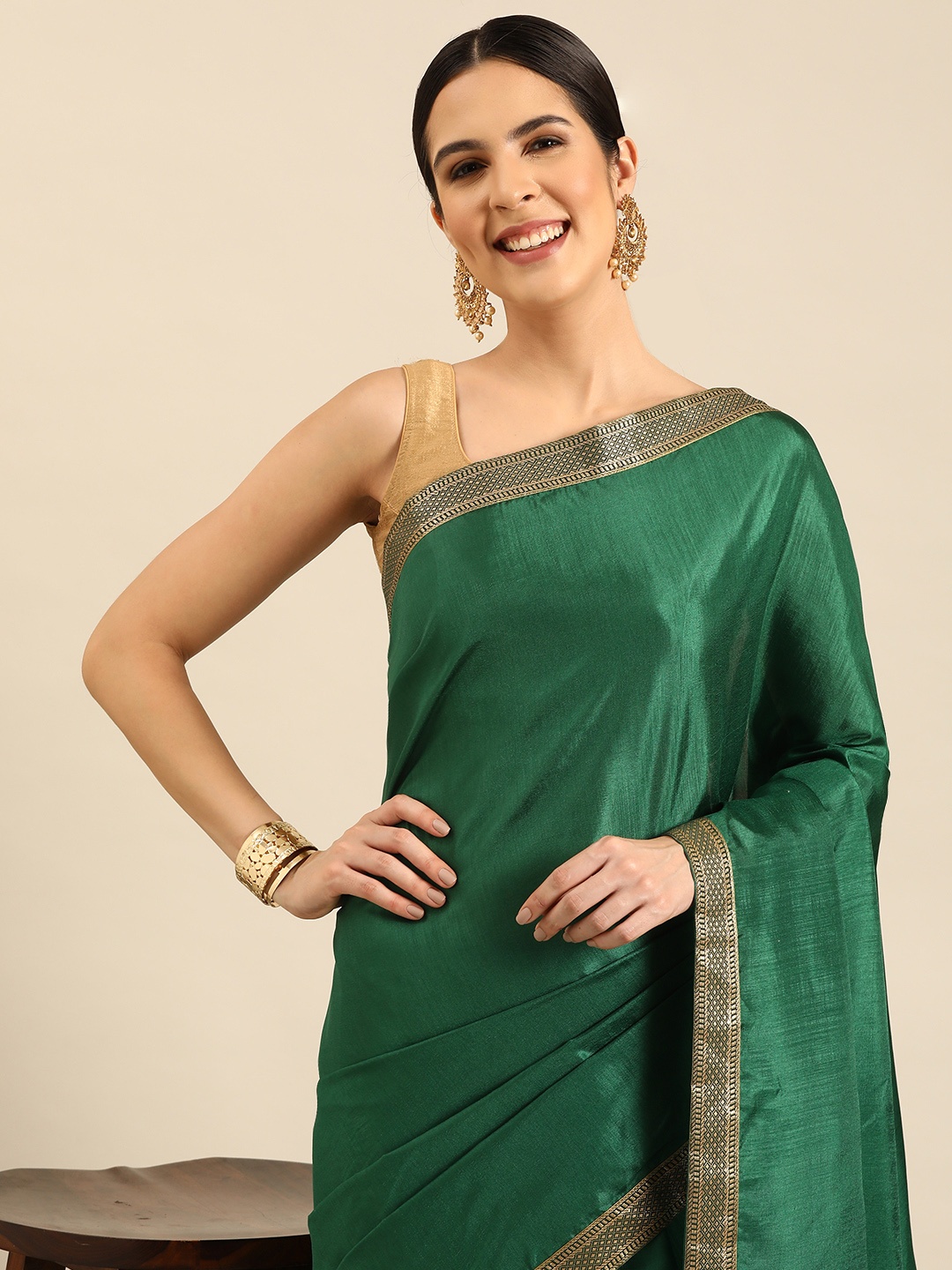 

HERE&NOW Solid Zari Saree, Green