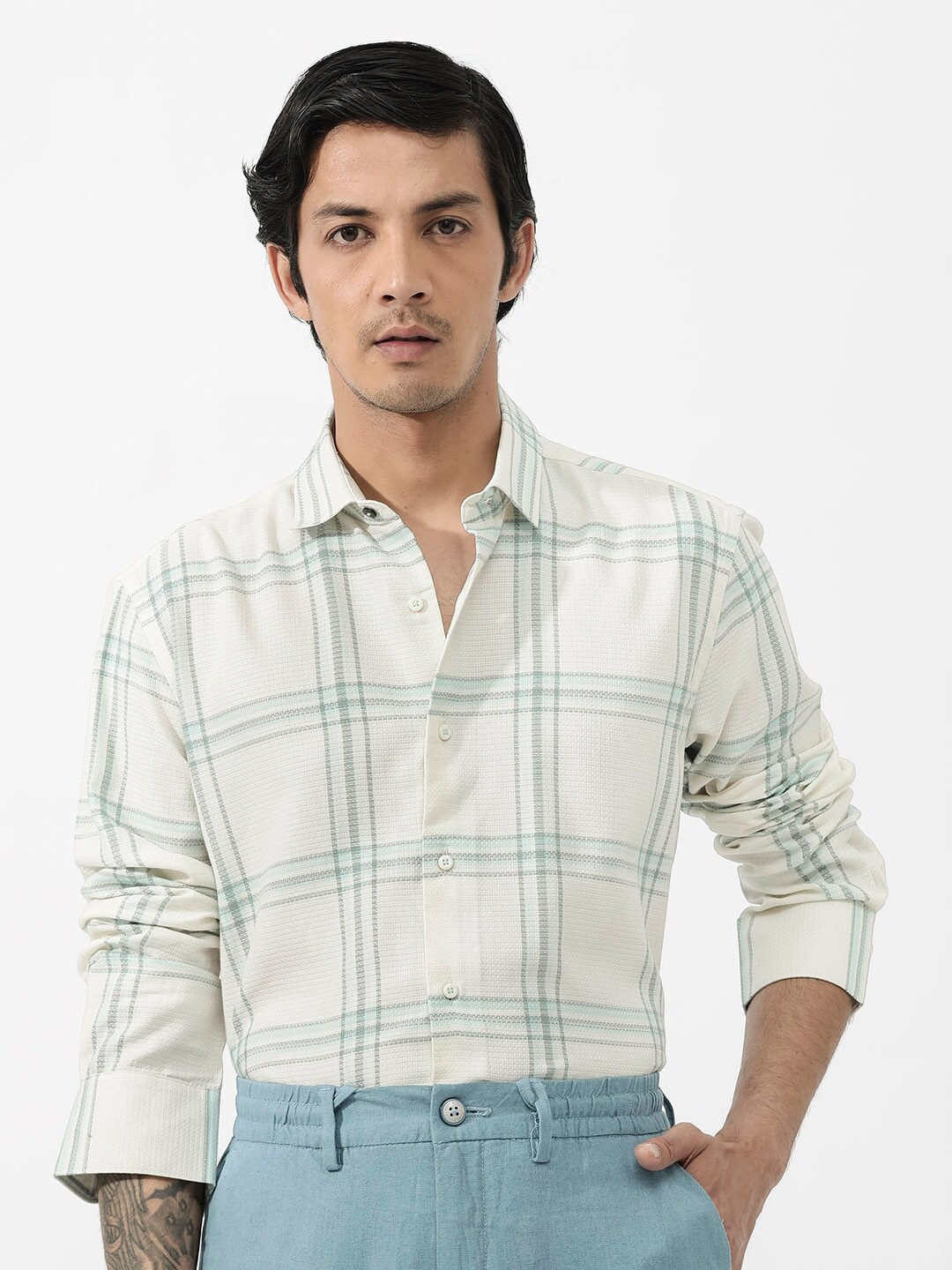 

RARE RABBIT Men Marvon Regular Fit Checked Shirt, Off white