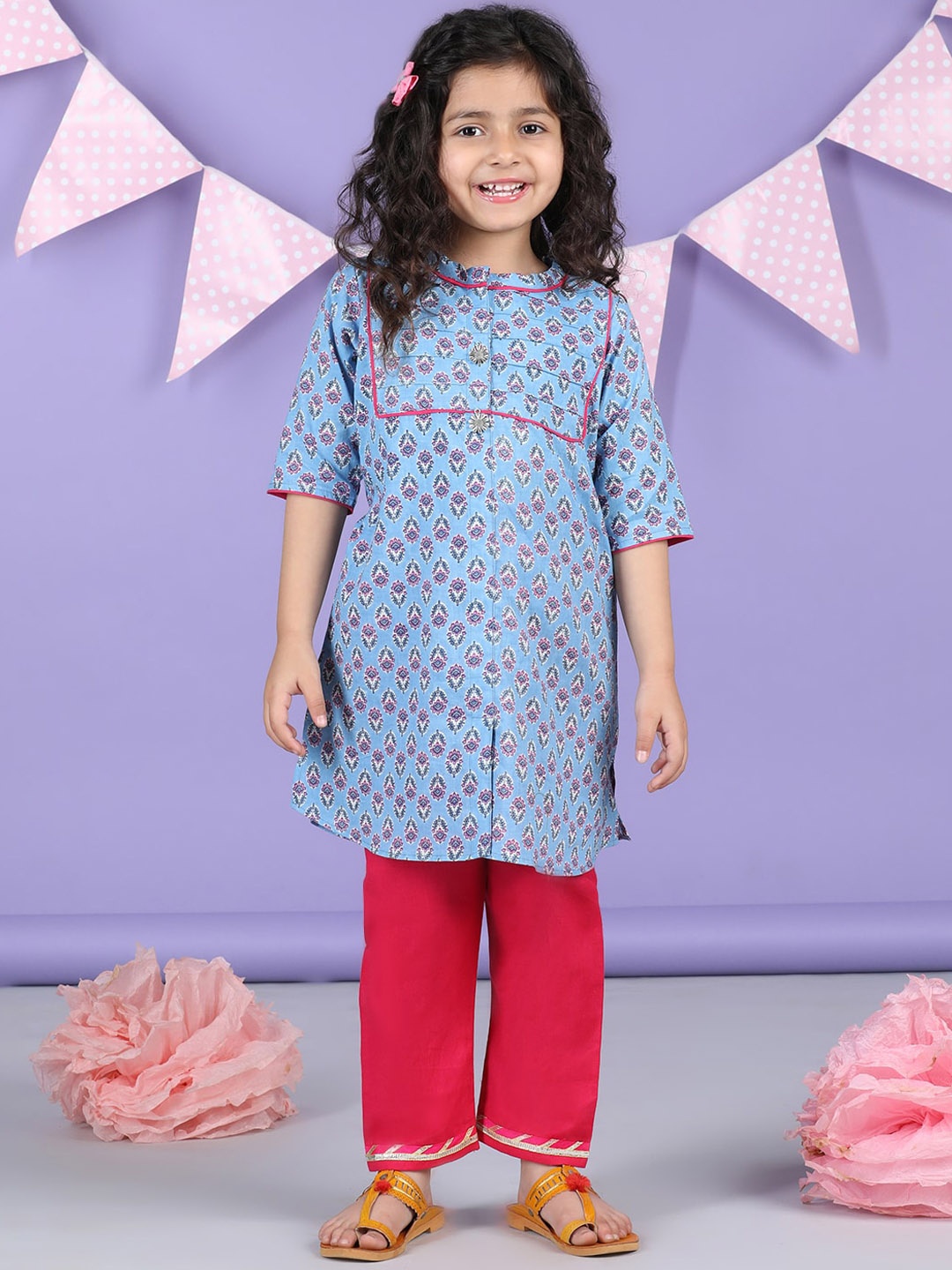 

Sangria Girls Printed Pure Cotton A-Line Kurta With Trouser, Blue