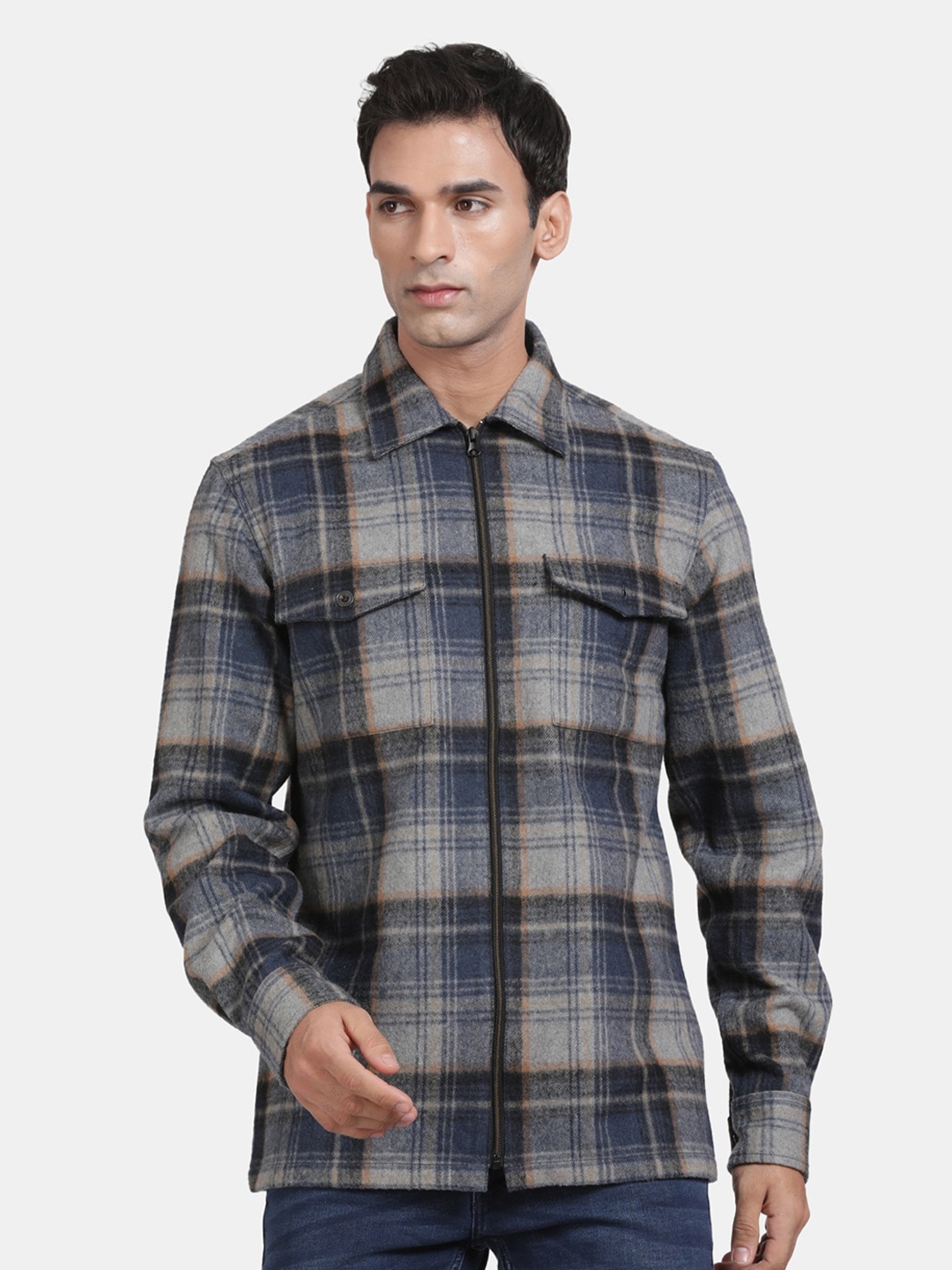 

t-base Men Opaque Checked Casual Shirt, Blue