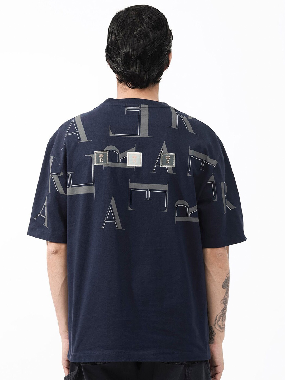 

RARE RABBIT Men Dis Typography Oversized T-Shirt, Navy blue