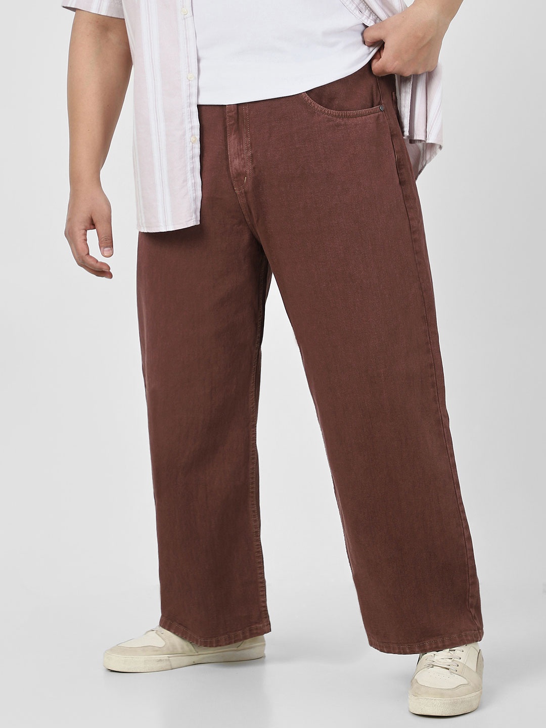 

Urbano Plus Men Loose Fit Washed Non-Stretchable Jeans, Brown