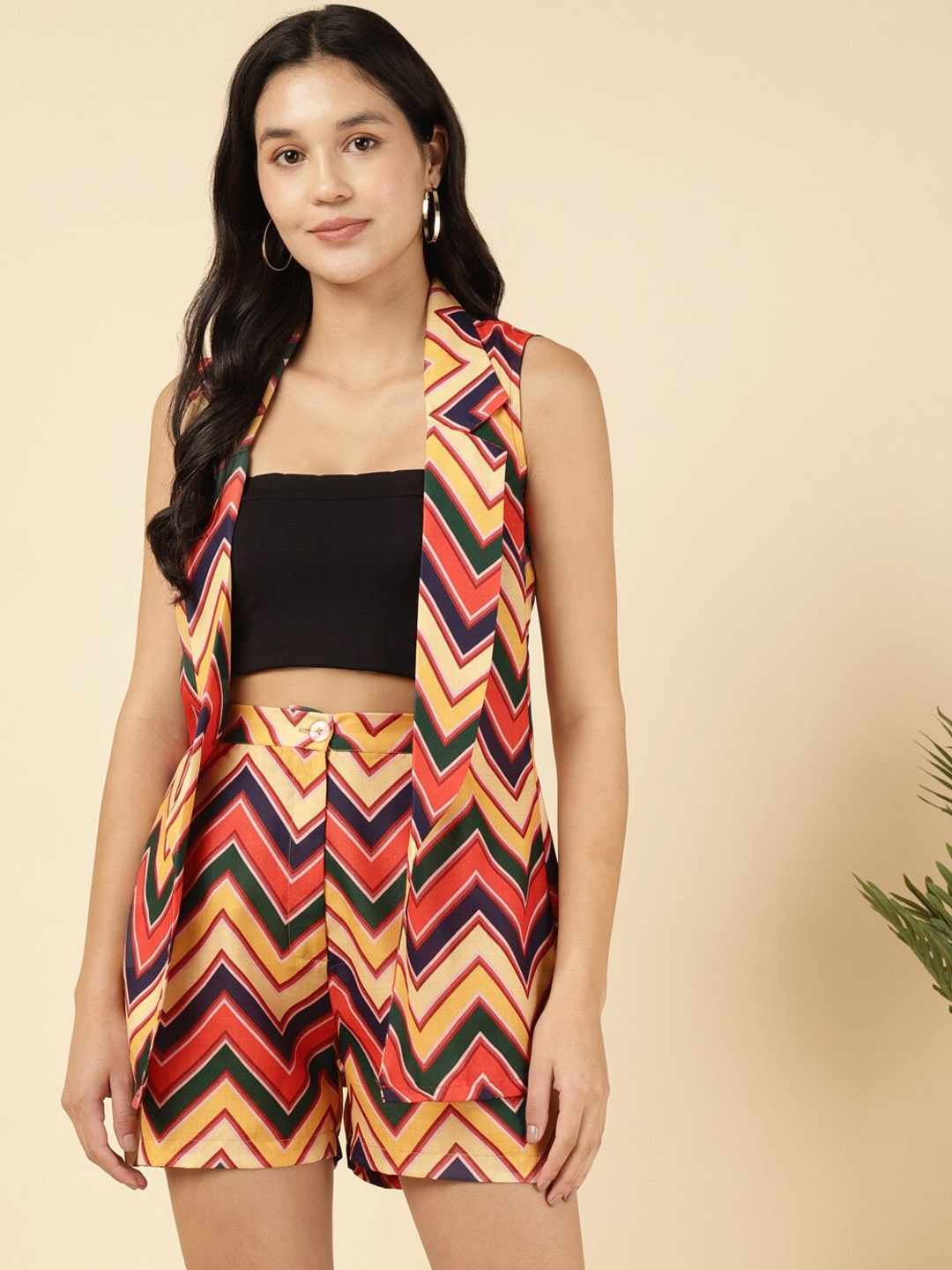 

DEEBACO Printed Notched Lapel Collar Shrug & Shorts, Pink