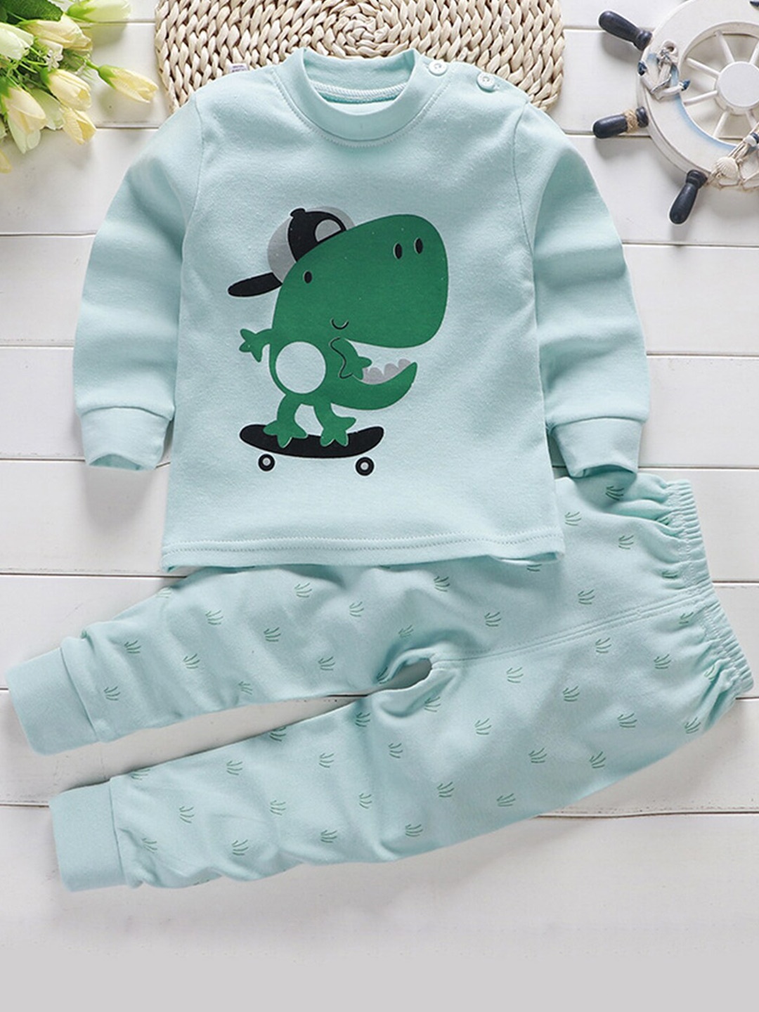 

Bold N Elegant Kids Pure Cotton Long Sleeves T-shirt With Pyjama, Green