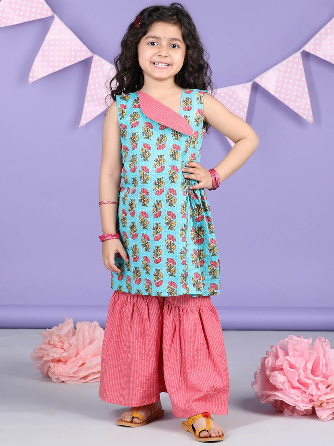 

Here&Now X Kinder KidsGirls Floral Printed Pure Cotton Straight Kurta with Sharara, Blue