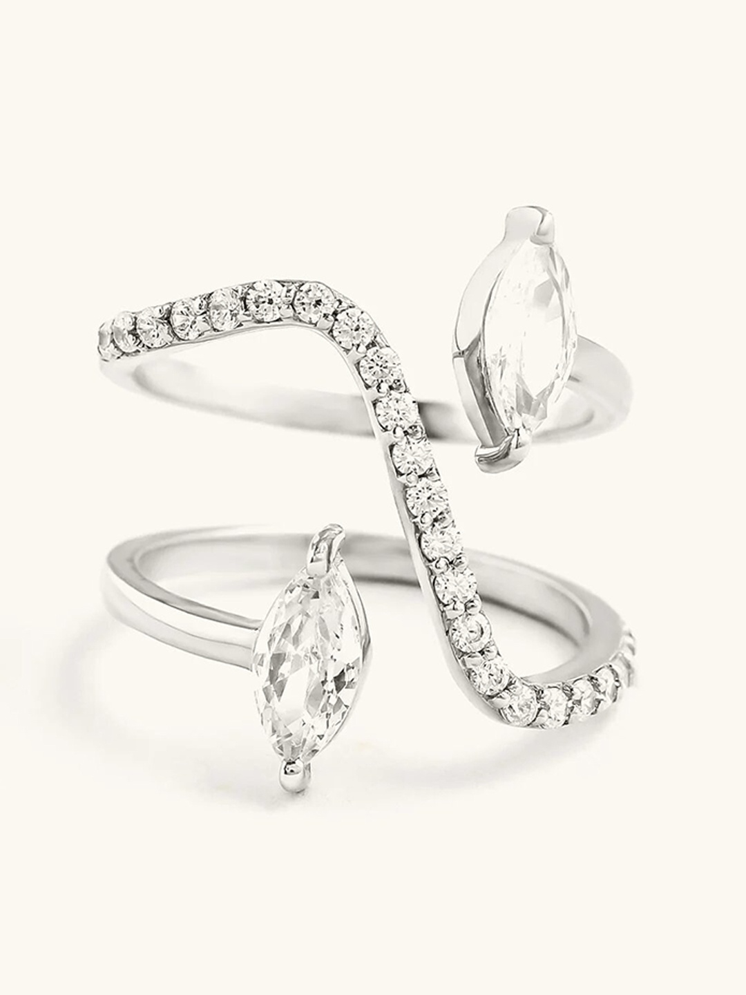 

Mabel 925 Sterling Silver Rhodium Plated Solitaire Link Adjustable Cocktail Ring