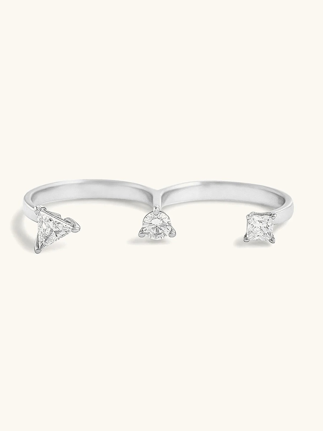 

Mabel 925 Sterling Silver Rhodium Plated Solitaire Dual Finger Ring