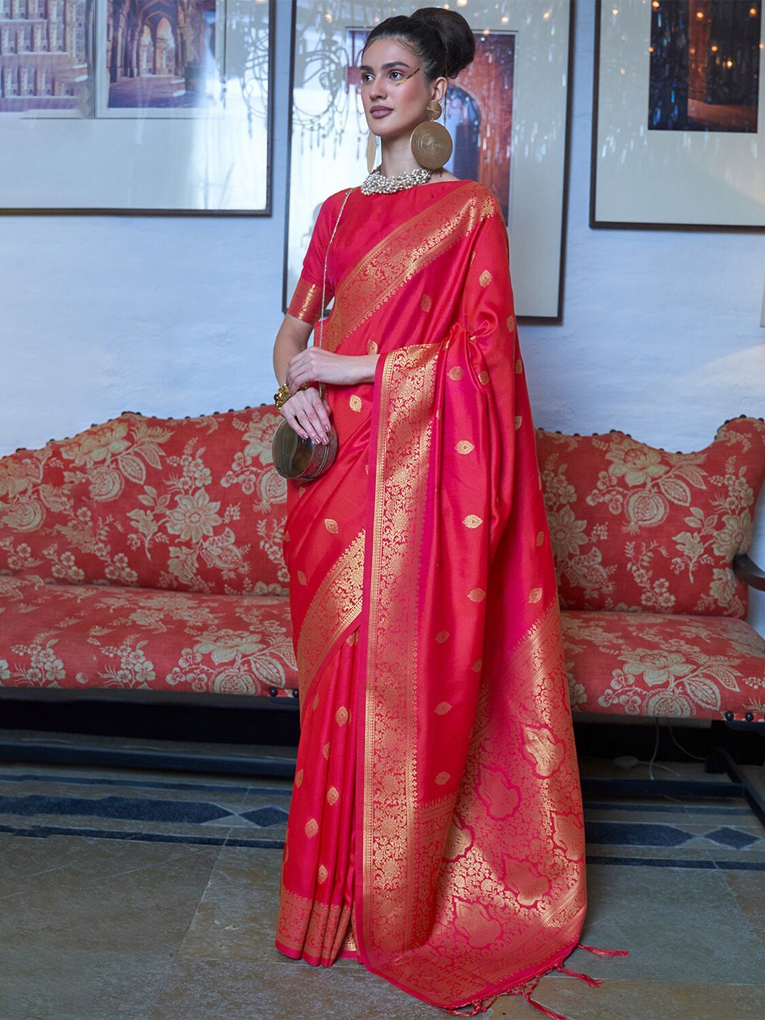 

DEVATITHI Woven Design Zari Banarasi Saree, Red
