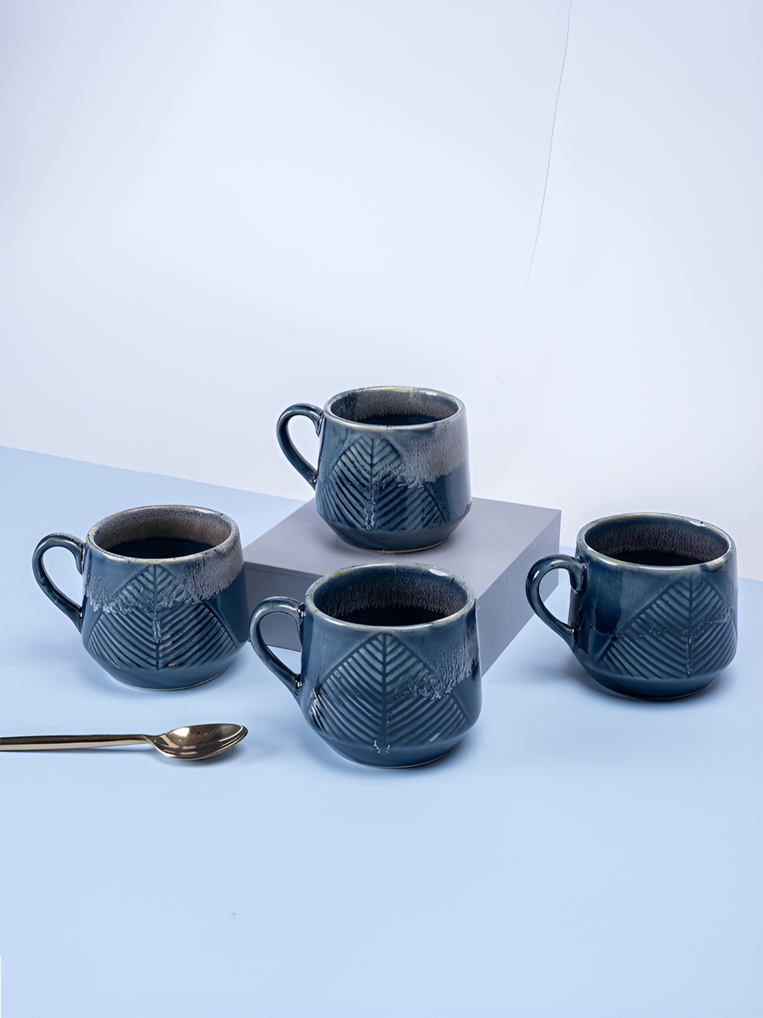 

ARAVALII 2 Pieces Blue Textured Ceramic Cups 250 ml
