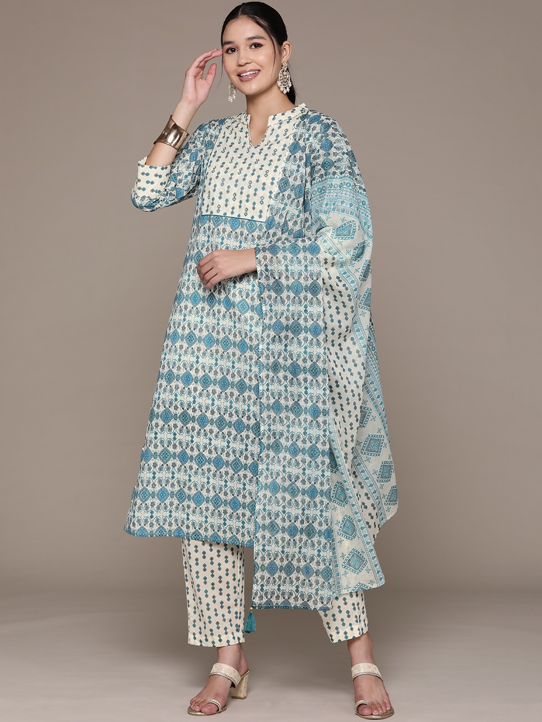 

Readiprint Ethnic Motifs Printed Sequinned Pure Cotton Kurta Set, Cream
