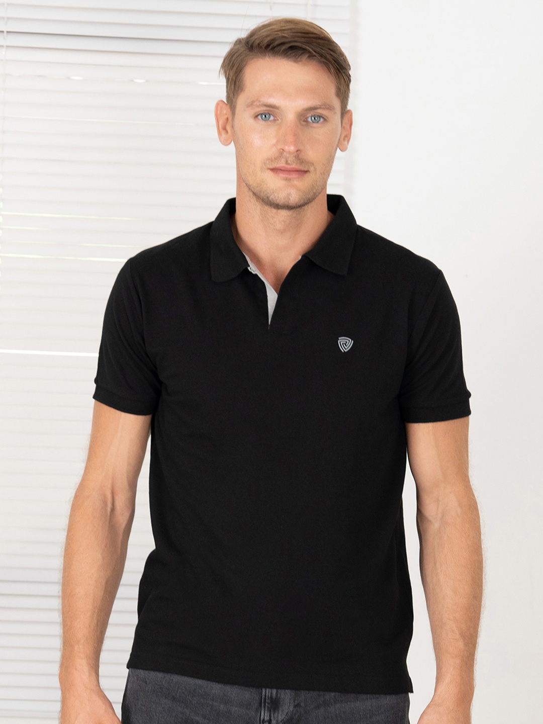 

Lux Cozi Polo Collar Lounge Tshirts, Black