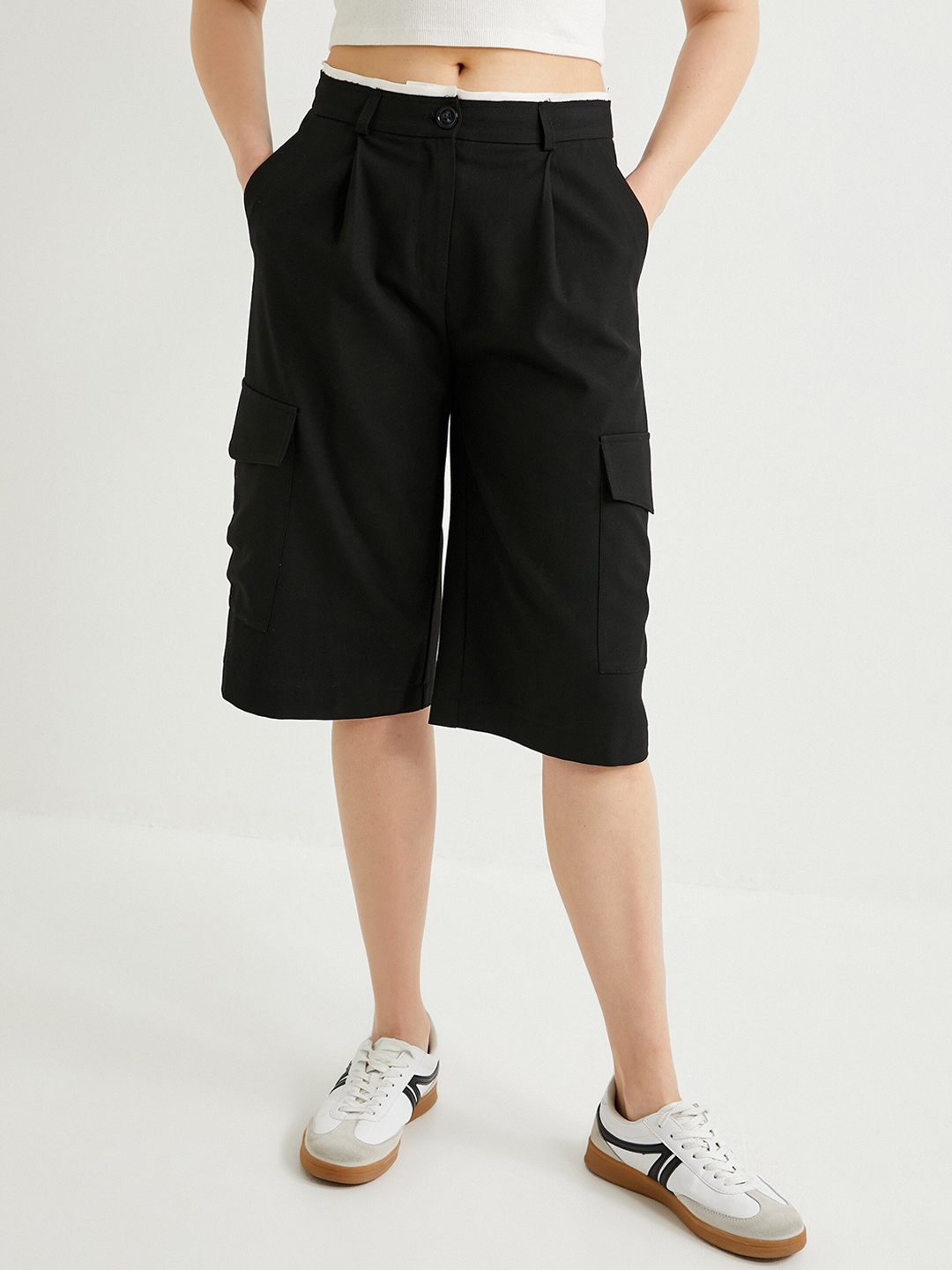 

Koton Women Checked Shorts, Black