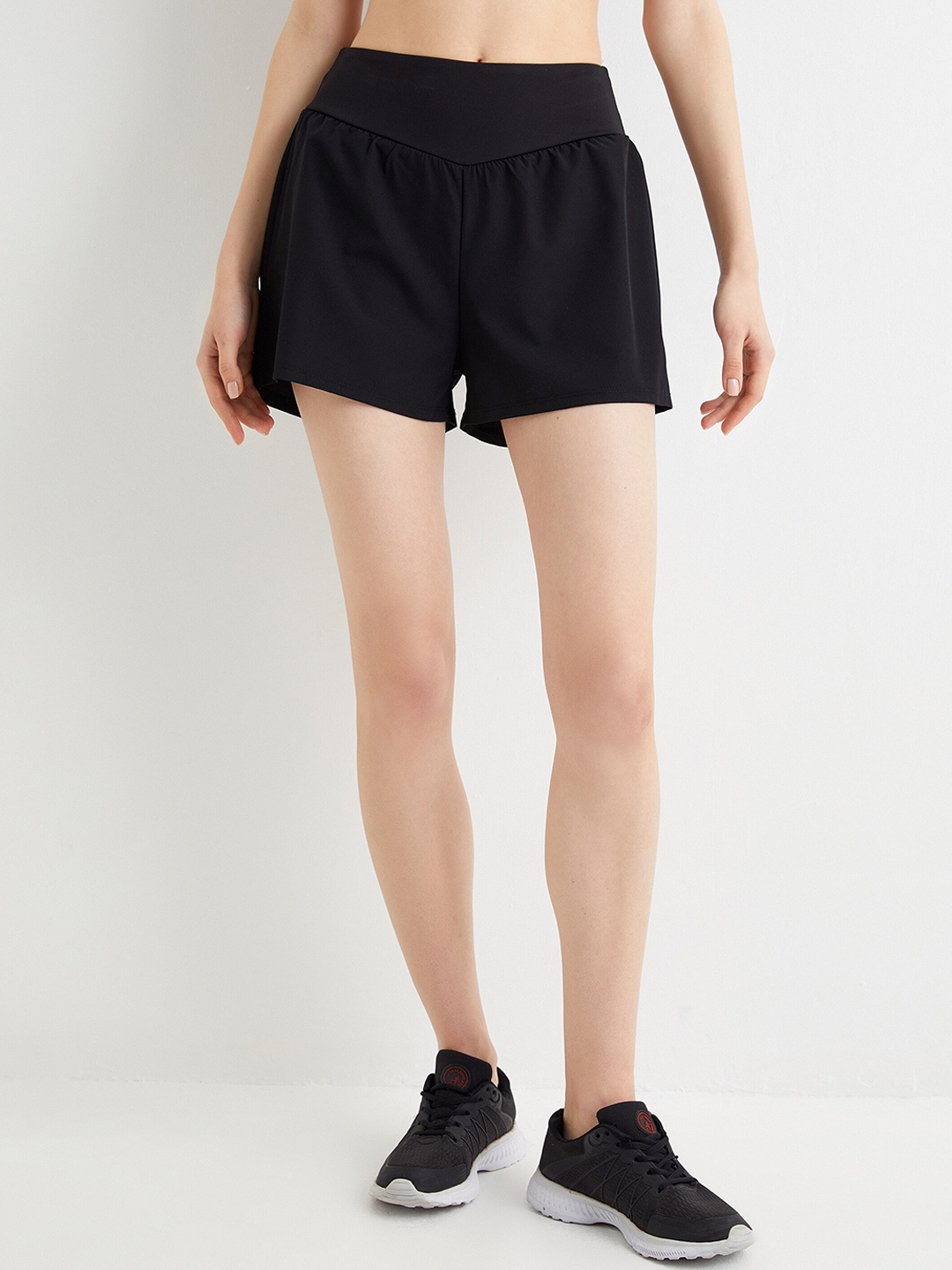 

Koton Women Slim Fit Shorts, Black