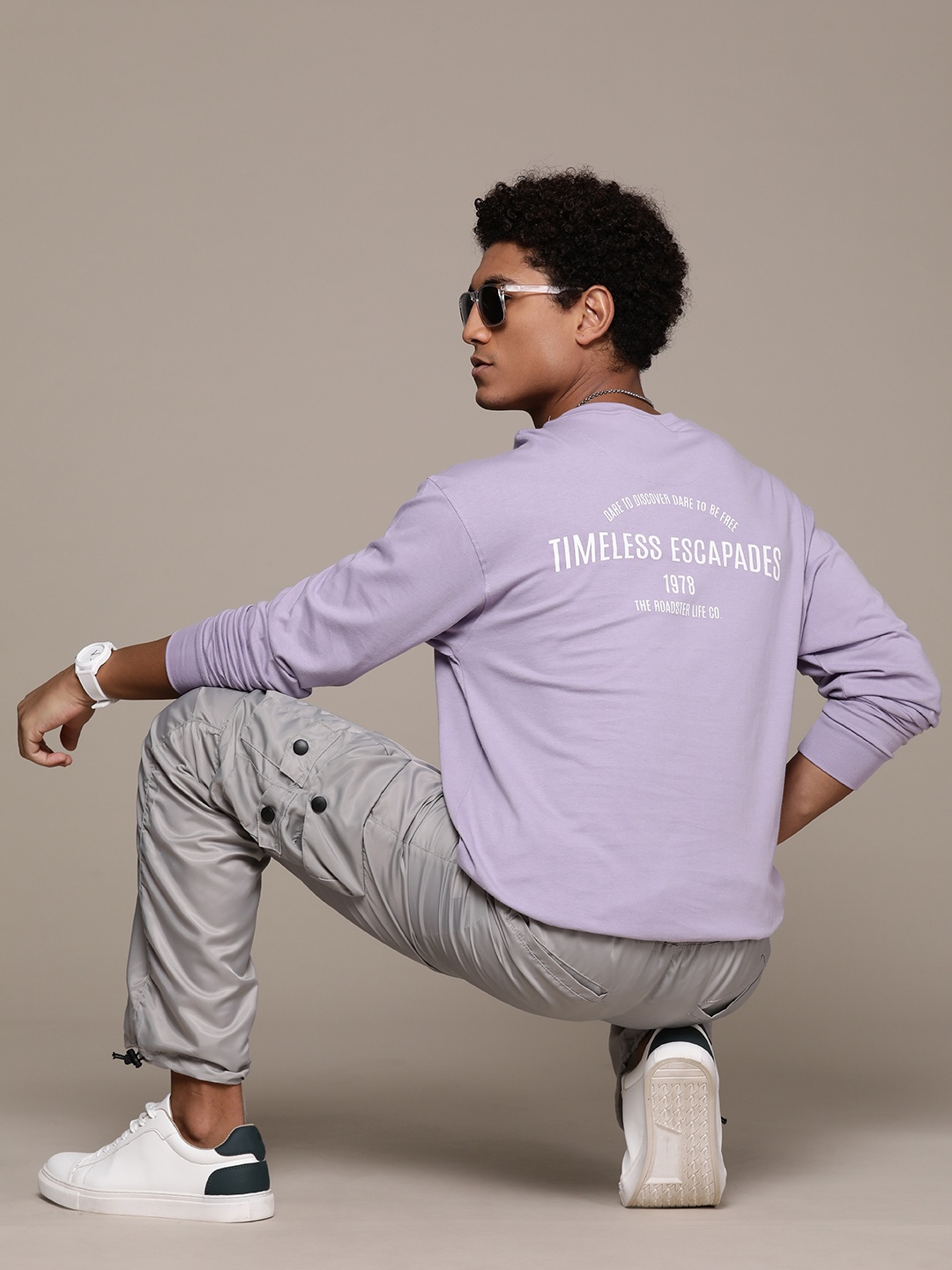 

The Roadster Lifestyle Co. Printed Relaxed Fit Pure Cotton T-shirt, Lavender