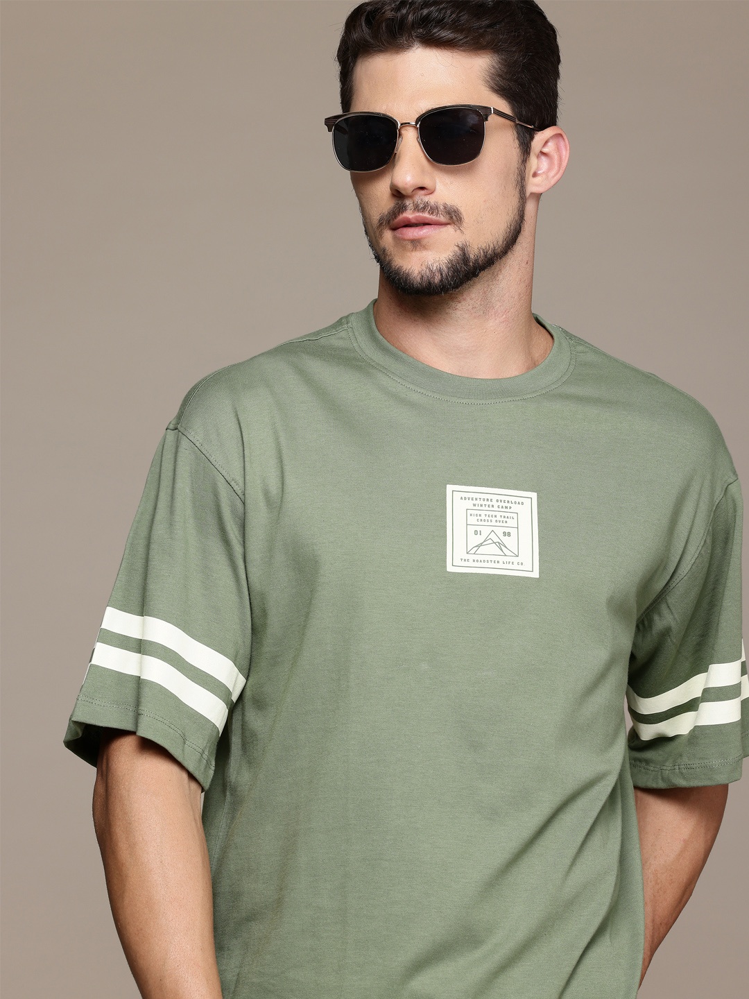 

The Roadster Lifestyle Co. Men Printed Pure Cotton Relaxed Fit T-shirt, Green