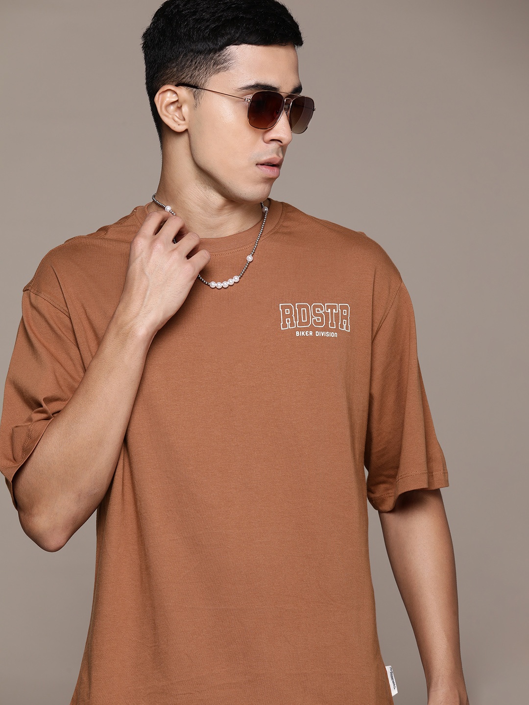 

The Roadster Lifestyle Co. Relaxed Fit Pure Cotton T-shirt, Brown