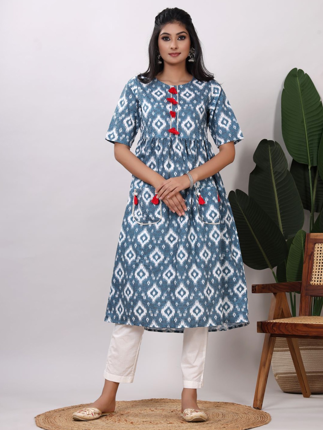 

VASVI Ethnic Motifs Printed Round Neck A-Line Kurta, Blue