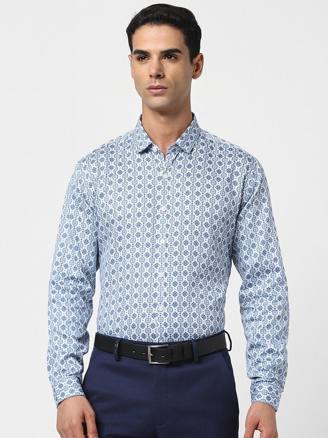 

V Dot Men Slim Fit Floral Opaque Printed Party Shirt, Blue