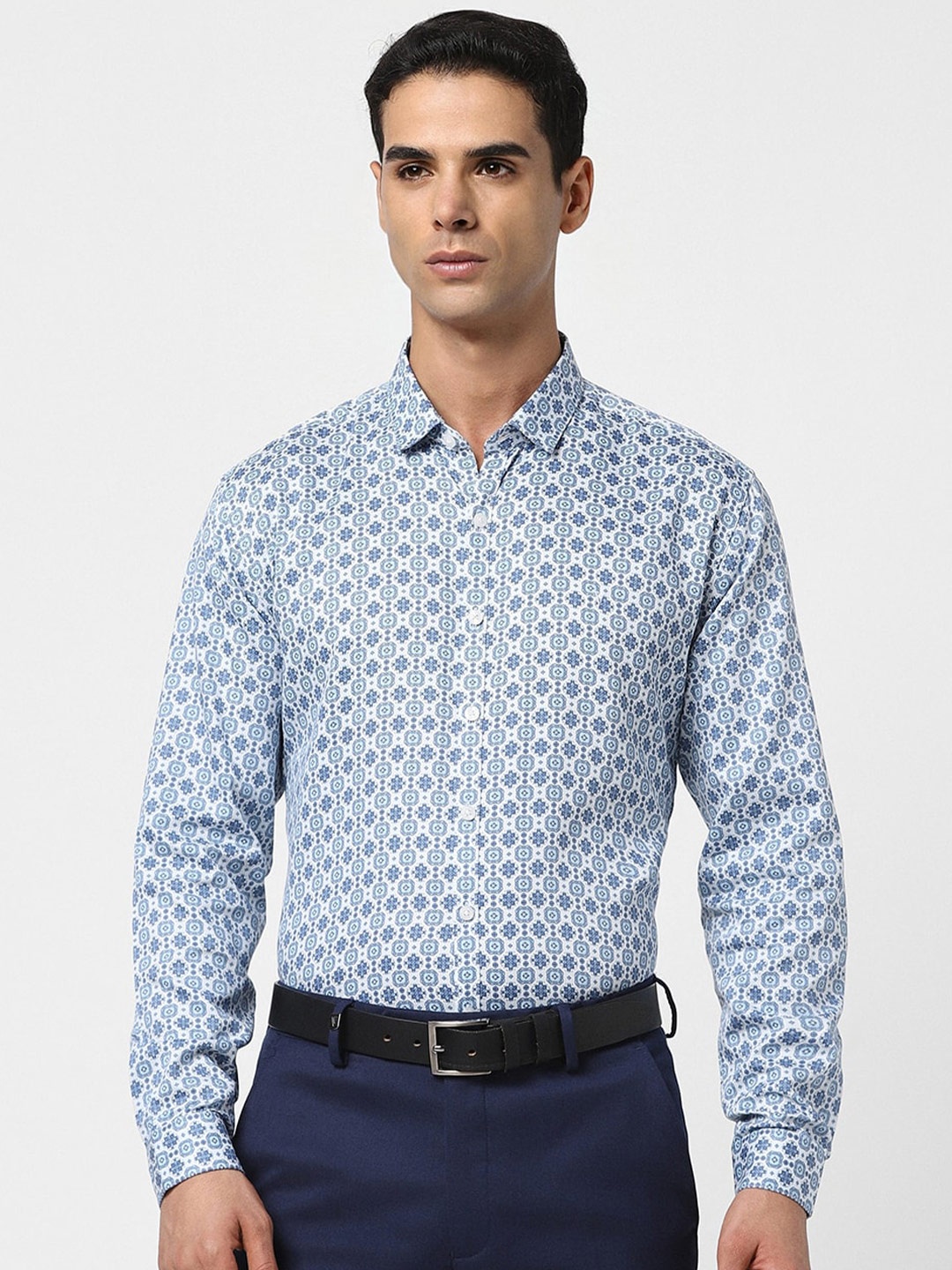 

V Dot Men Slim Fit Floral Opaque Printed Party Shirt, Blue