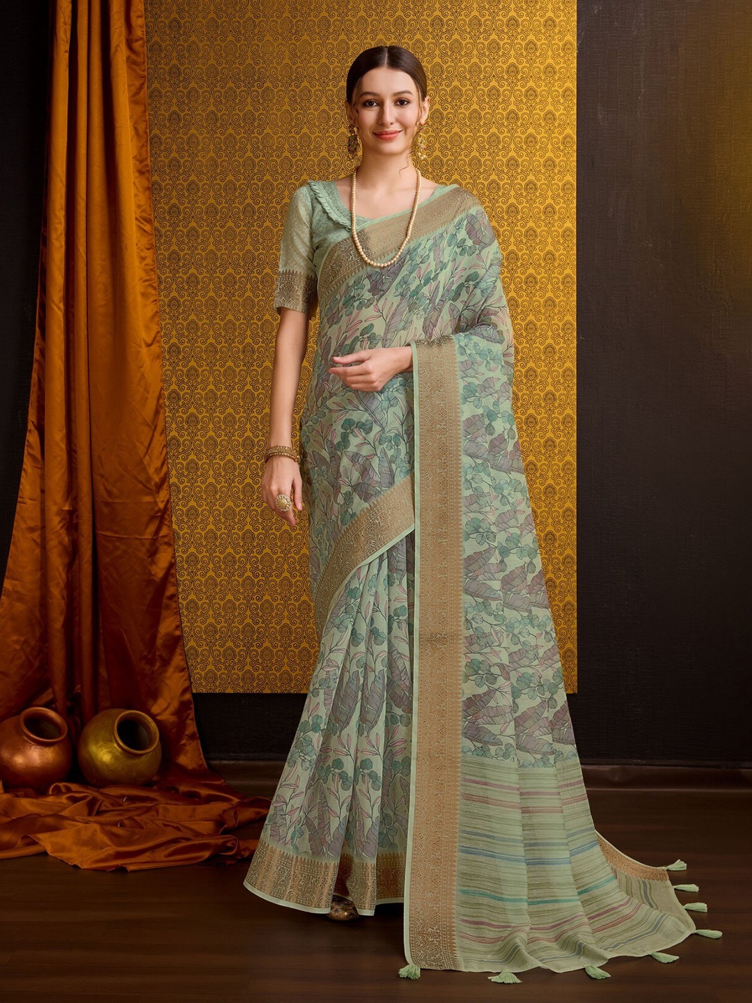 

Mitera Green Floral Printed Zari Pure Cotton Saree