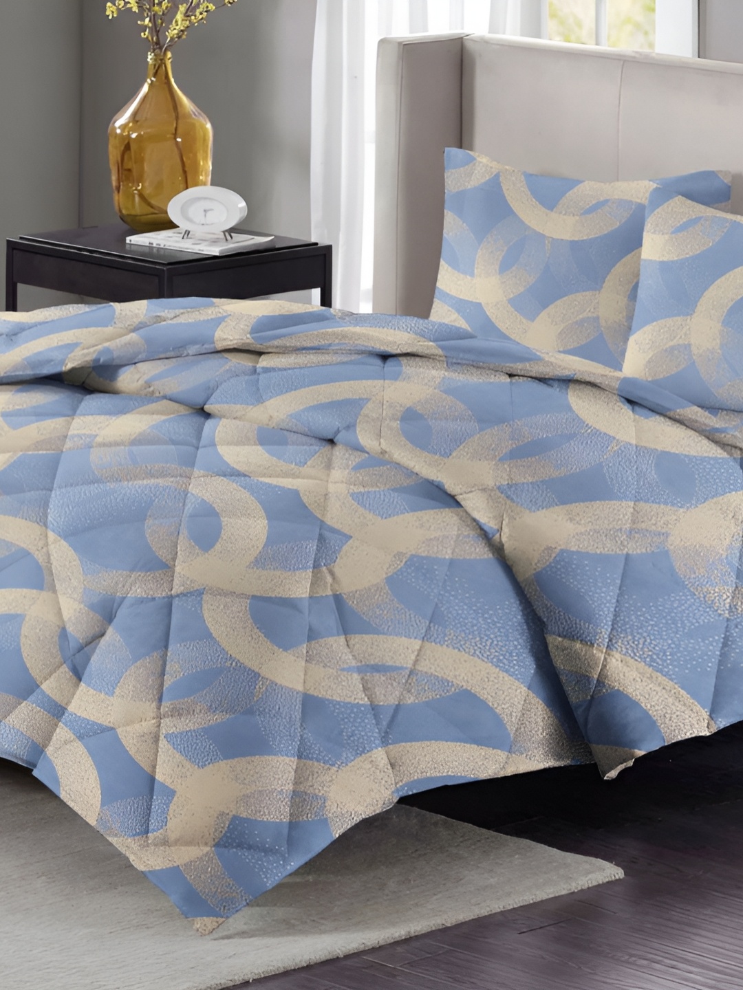 

bsb home Silver-Toned & Gold-Toned Self Design Other 4 Piece Double Queen Superfine Bedding Set