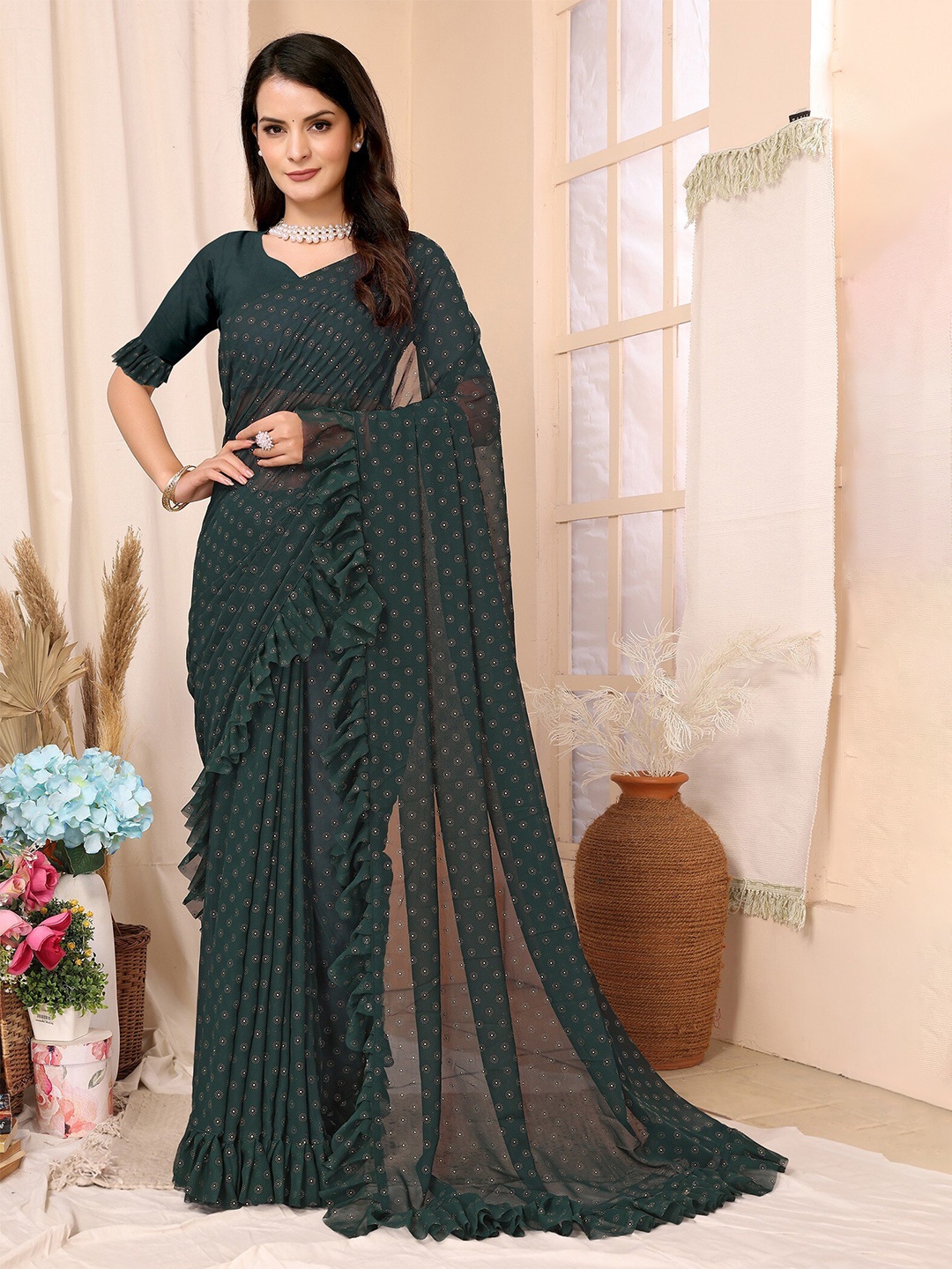 FABMORA Floral Printed Ruffled Saree, Green